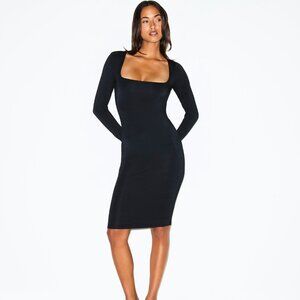 SKIMS SQUARE NECK MIDI DRESS [NEVER WORN]